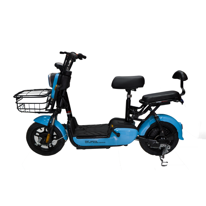 Encuentra el scooter eléctrico FST Venki de 350W con pedal, velocidad máxima 25km/h y el mejor precio solo en Gran Hogar Online.