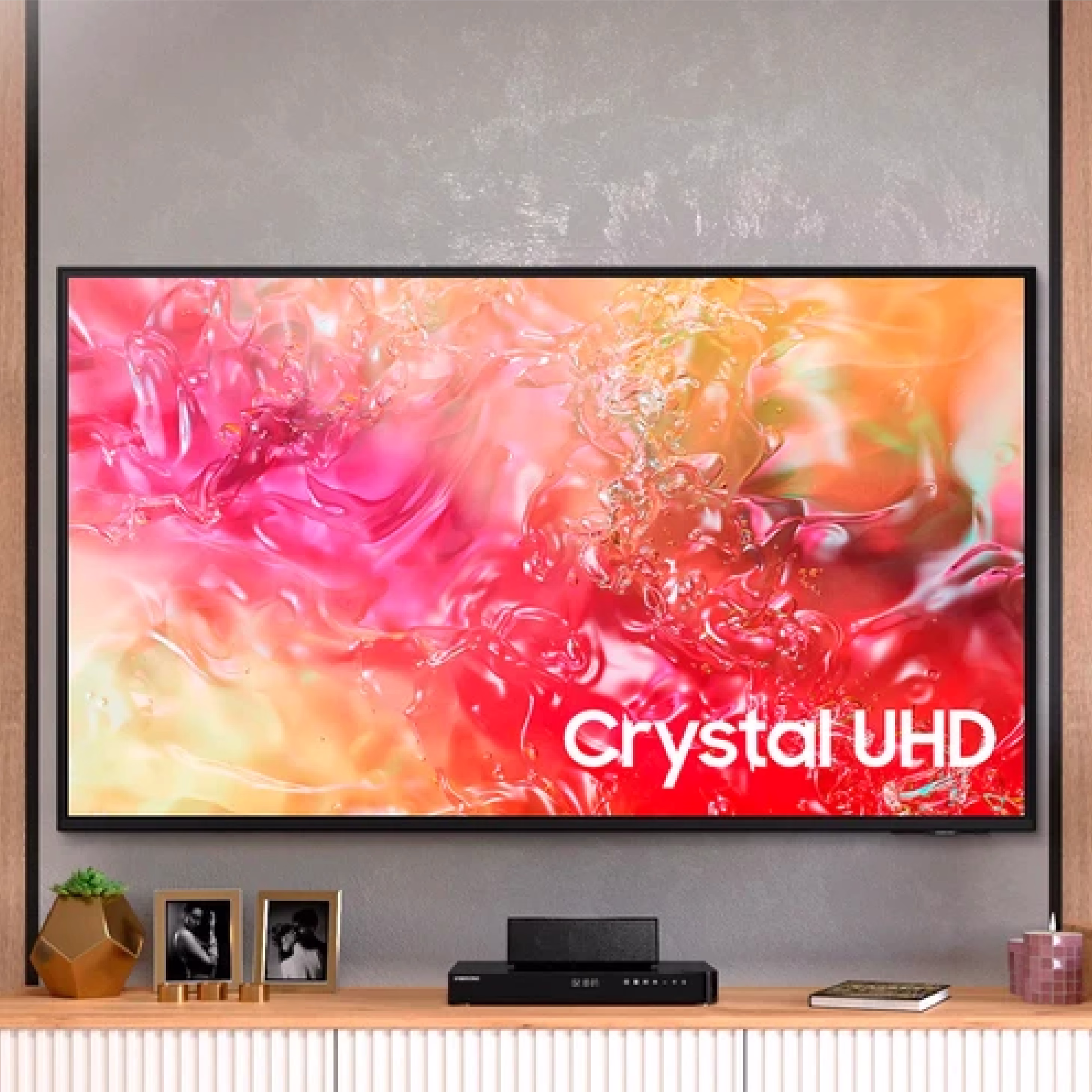 Samsung 70DU7000PXPA de 70", pantalla LED 4K UHD, HDR, Tizen Smart TV, Wi-Fi y Bluetooth integrados. Experiencia de cine en casa.