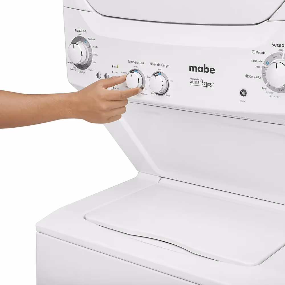 Torre de lavado a gas MCL204PSBB0 de Mabe con 20Kg de capacidad ideal para grandes cargas máximo ahorro de energía y un lavado impecable.