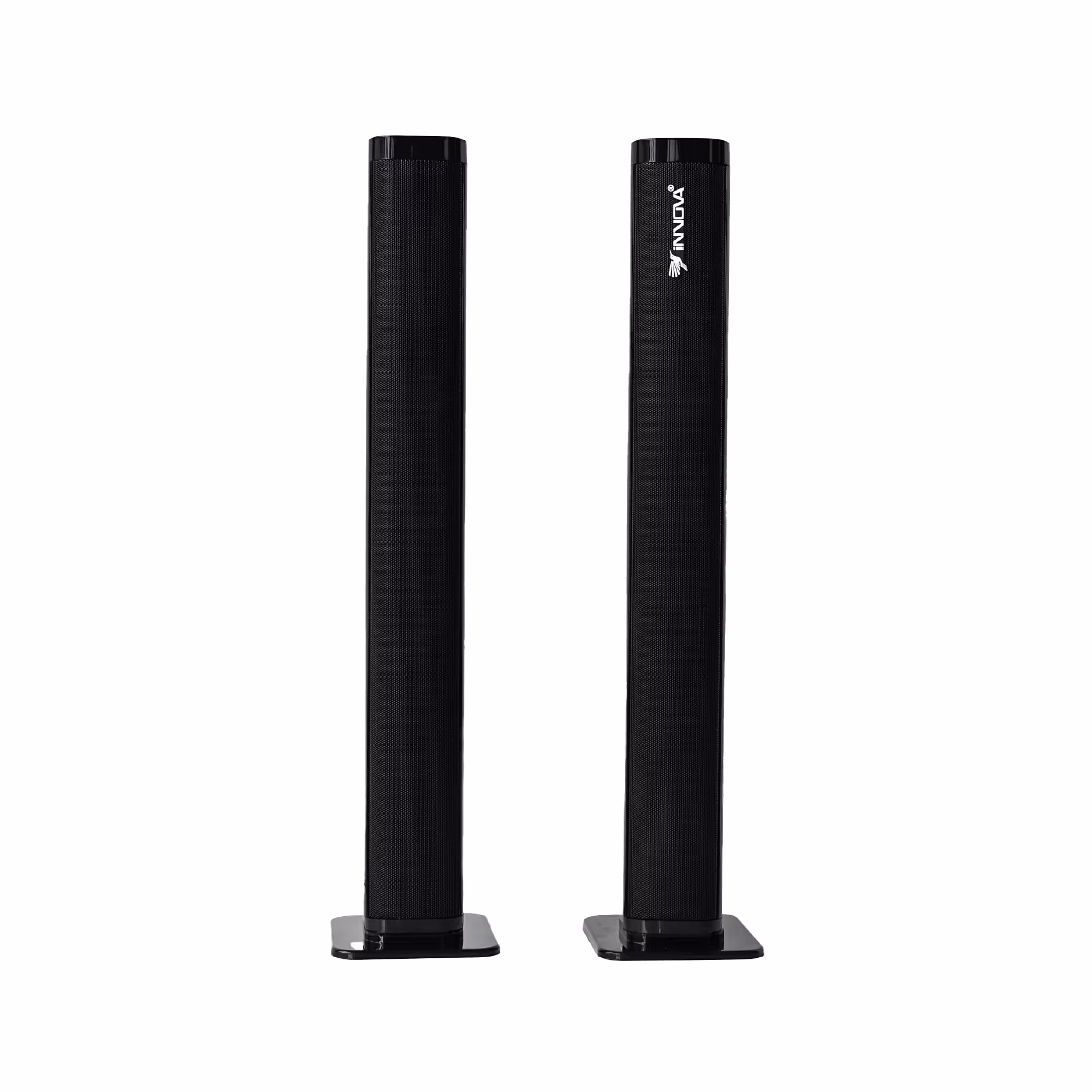 Barra de sonido Innova IN-30 diseño de 2 torres verticales sobre bases vista frontal. Disponible en granhogar