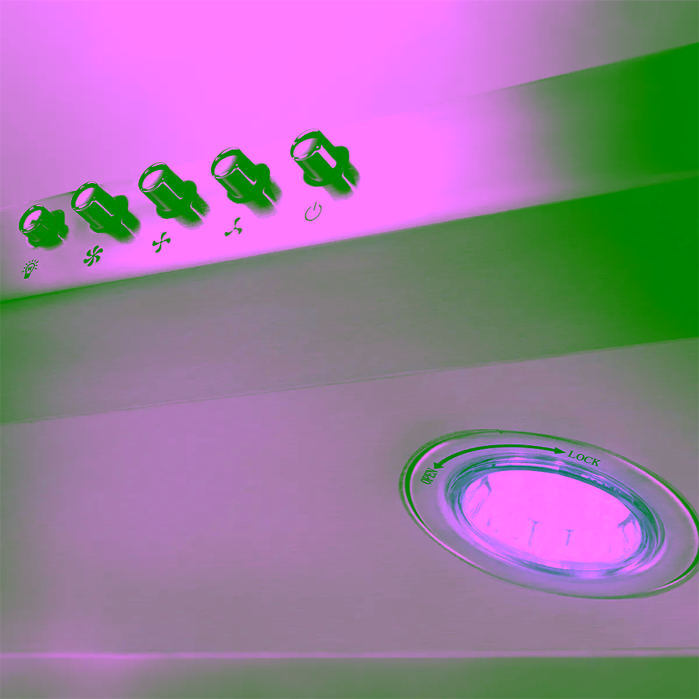 Campana extractora Indurama CEI-60CRP de 60 cm inox detalle de luz LED obtén en granhogar