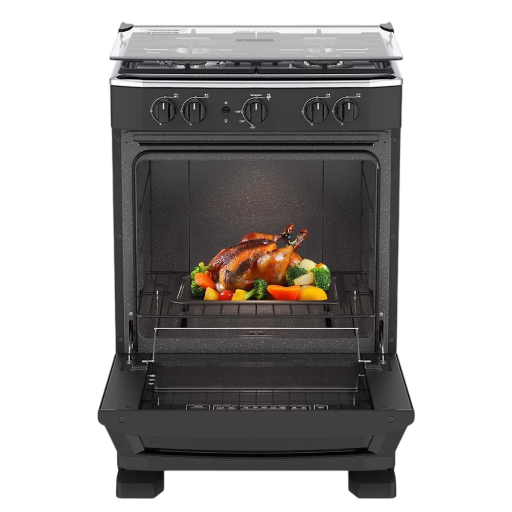 Cocina a gas EM6040FN0 NG 4Q Mabe con la puerta del horno abierta y comida, descúbrelo en granhogar