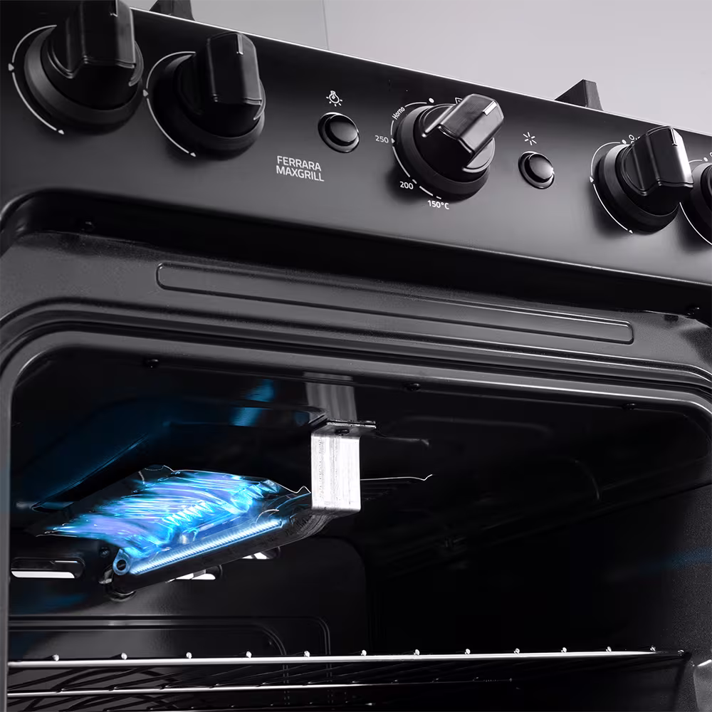 Cocina a gas Indurama Ferrara Zafiro 4Q perillas y maxgrill primer plano. Encuéntrala en granhogar online