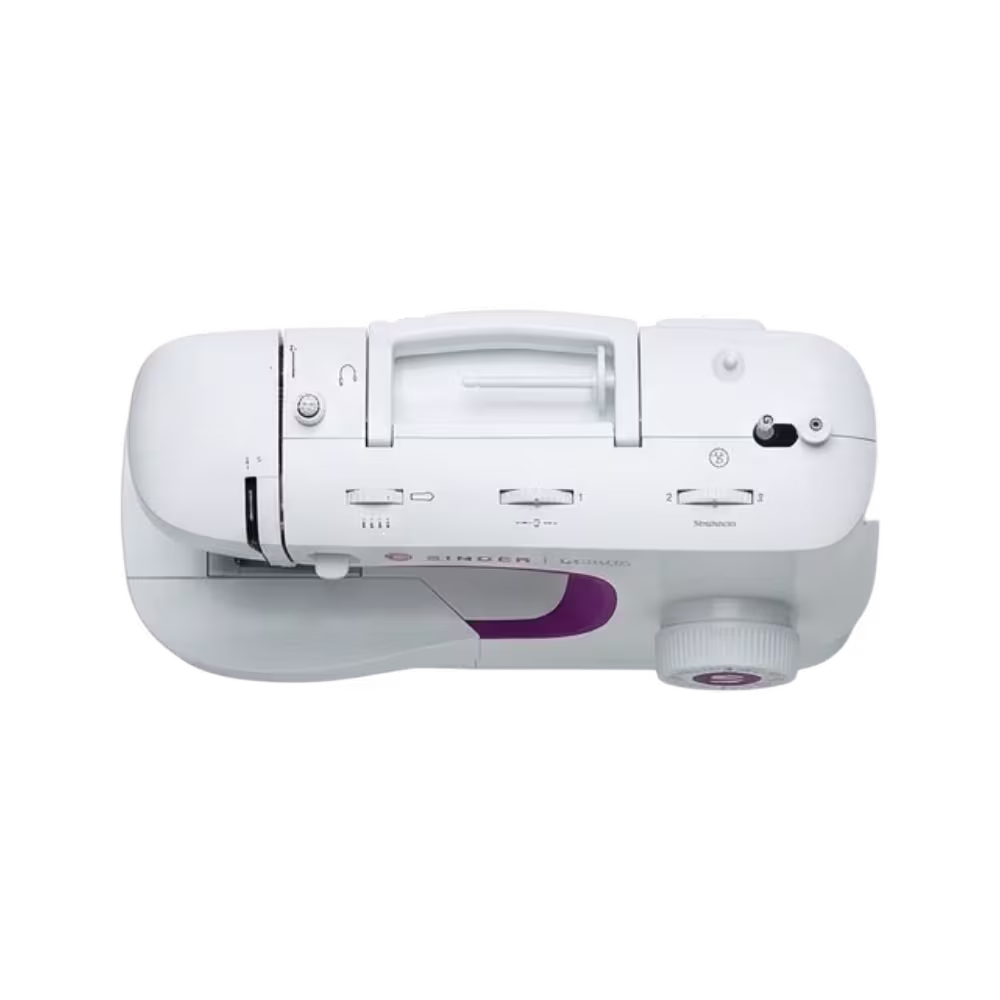 Encuentra la maquina de coser Singer 3505 con prensatelas para cierre, ojal, botón y el mejor precio solo en Gran Hogar.