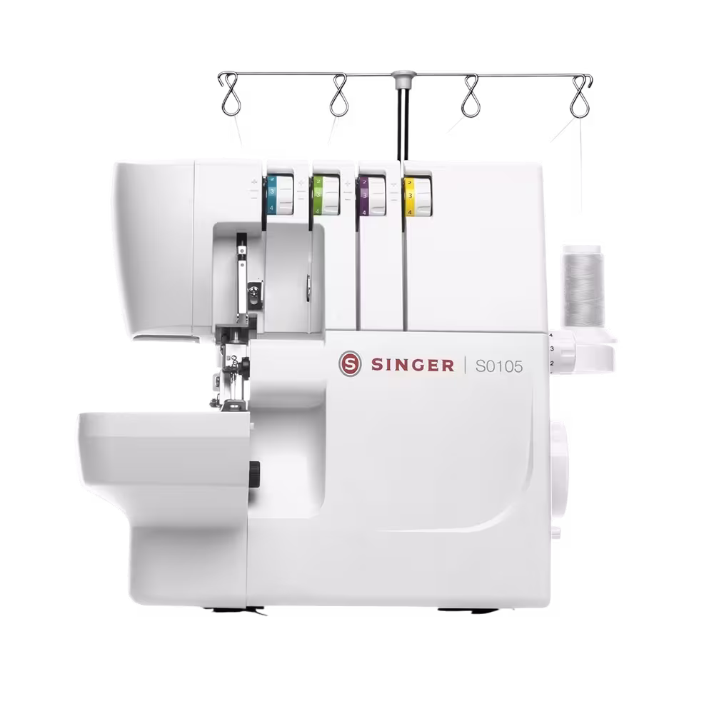 Máquina de coser Singer S0105 overlock blanca vista frontal. Encuéntrala en granhogar