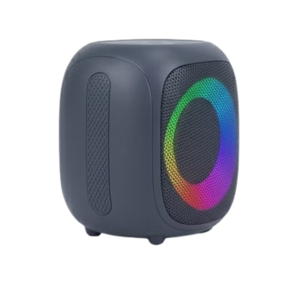 Parlante Indurama PPI-HB05DB cuerpo compacto con luz RGB vista lateral, encuentralo en granhogar