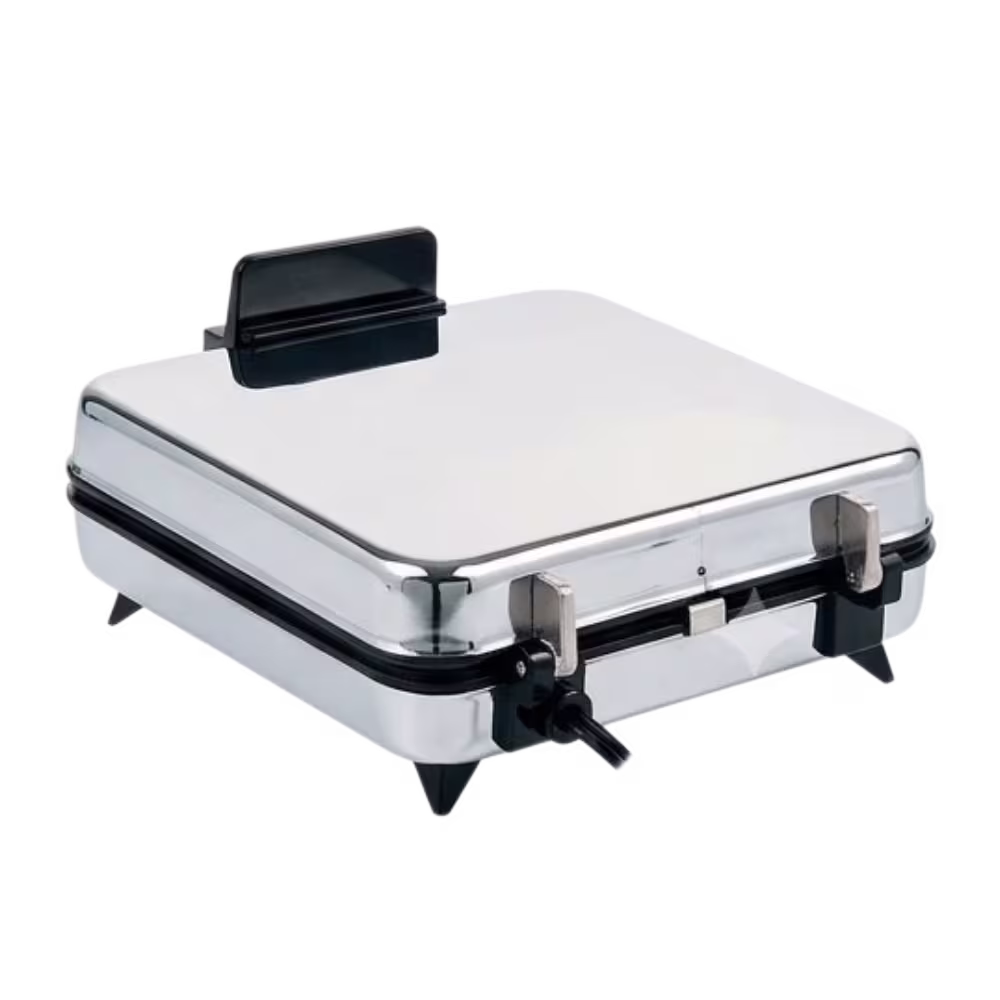 Sanduchera waflera Oster Cg120w-012-000 bisagras posteriores negras vista trasera disponible en granhogar