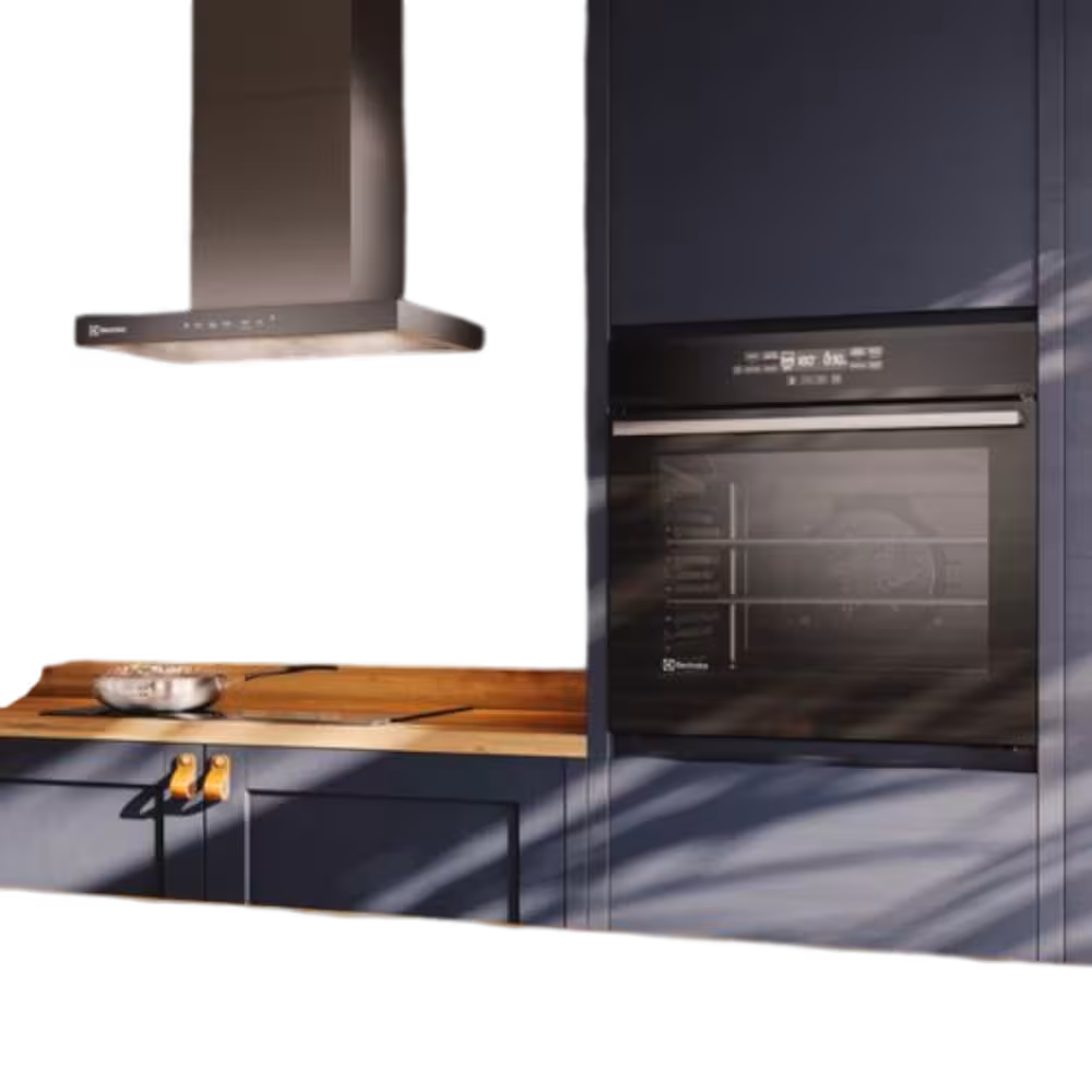 Campana Electrolux CE6TF de 60 cm con 3 velocidades, filtros metálicos lavables y diseño moderno para tu cocina.