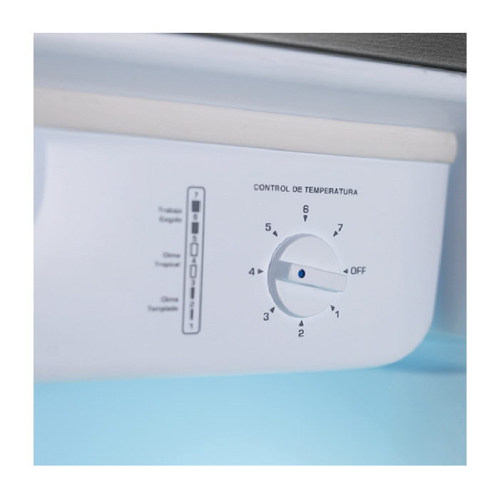 El Congelador Indurama CVI-520 de 419L garantiza amplio espacio y eficiencia energética para conservar tus alimentos perfectamente.