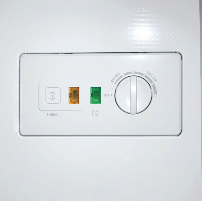 El Congelador Electrolux EFCC15A6HQW de 150L ofrece eficiencia A, función dual y bajo ruido, ideal para mantener tus alimentos frescos.