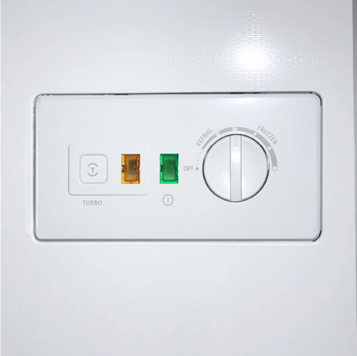 ¡Más espacio, más frescura! El Congelador EFCC38A6HQW de Electrolux 380 litros mantiene todo organizado y a la temperatura ideal.