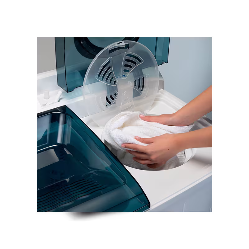 La Lavadora Semiautomática Indurama LRI-15BLSA 15 kg ofrece centrifugado plus y filtro atrapa pelusas. ¡Eficiencia y practicidad en blanco!