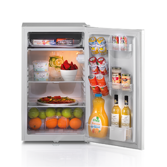 ¡Mantén tus bebidas siempre frías con la Mini Nevera Bar Indurama RI-150BL! 129 litros de capacidad y un diseño moderno que destaca en tu espacio.