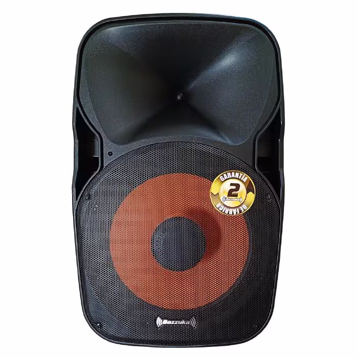 Siente la energía con el parlante recargable Z15‑BEAT de Bazzuka: 100 W, luces LED y micrófono. Comparte momentos inolvidables donde vayas.
