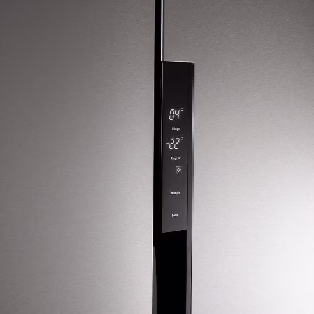 Con un diseño moderno y elegante, la refrigeradora RI-770 Side by Side de 480 L ofrece eficiencia energética A, tecnología avanzada y gran capacidad.